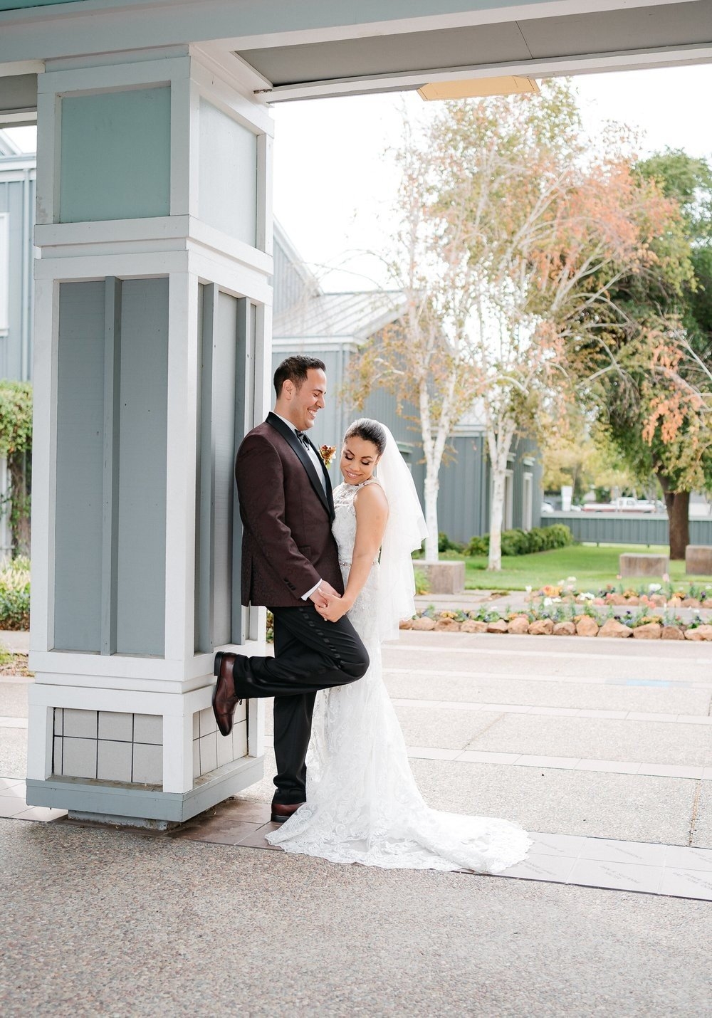 carousel-hero-element image-0